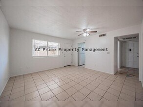 7126 N 19th Ave in Phoenix, AZ - Building Photo - Building Photo