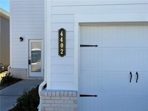 4402 Grosbeak Dr in Hoschton, GA - Building Photo - Building Photo