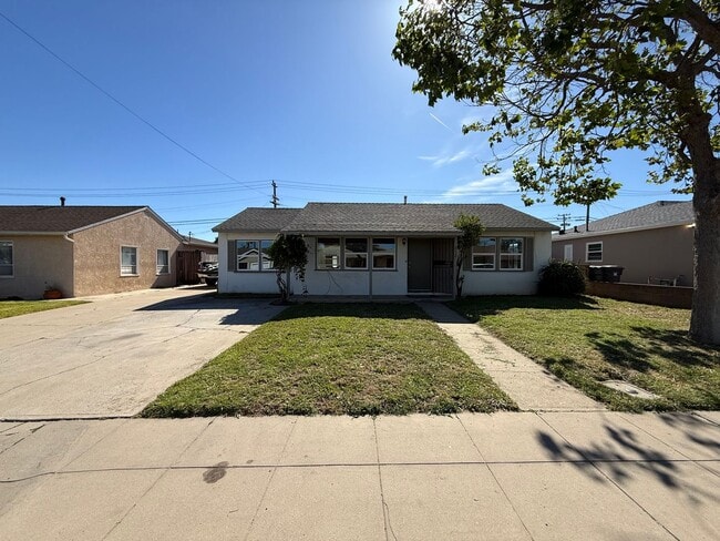 812 N Barbara St