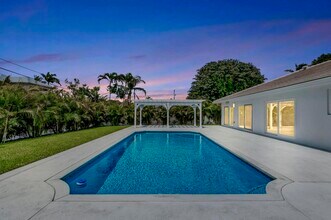 530 NW 14th St in Delray Beach, FL - Building Photo - Building Photo