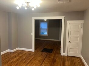 74X Melville Ave in Baltimore, MD - Building Photo - Building Photo