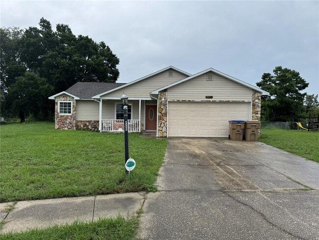 property at 4125 E Vista Ct