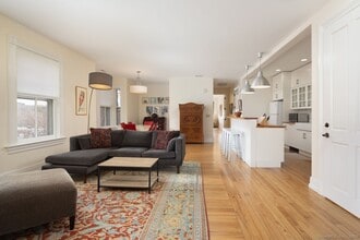 31 Sharon Rd in Salisbury, CT - Foto de edificio - Building Photo