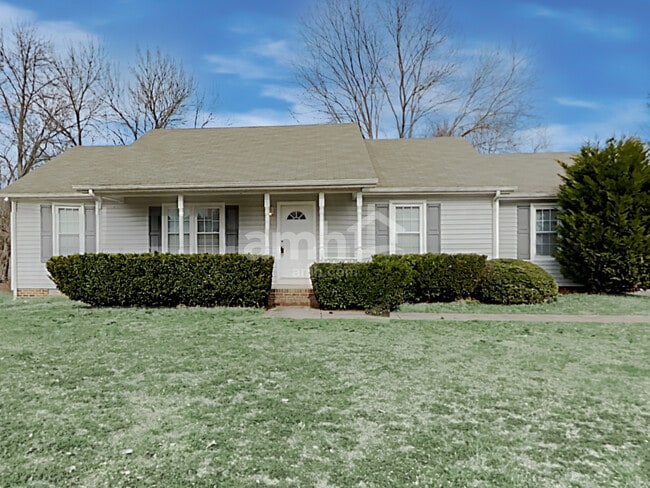 property at 2309 Verde Ct