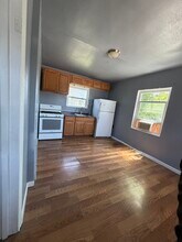 224 Park Ave, Unit 4 in Manteca, CA - Building Photo - Building Photo