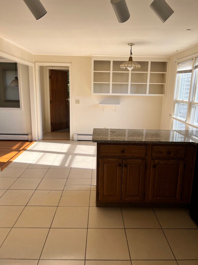 34 Lake Ave, Unit 3-J in Woburn, MA - Building Photo - Building Photo