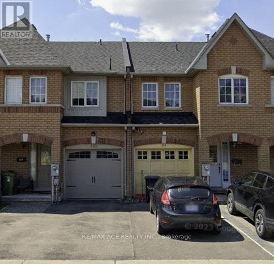 property at 104 Sunfield Rd