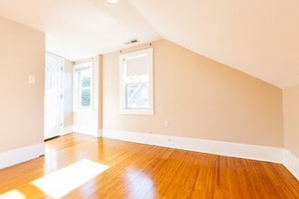 48 Shannon St, Unit 2L in Boston, MA - Building Photo - Building Photo