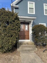 994 Somerville St, Unit 2 in Manchester, NH - Building Photo - Building Photo