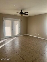 133 Vaquero Ln in El Paso, TX - Building Photo - Building Photo