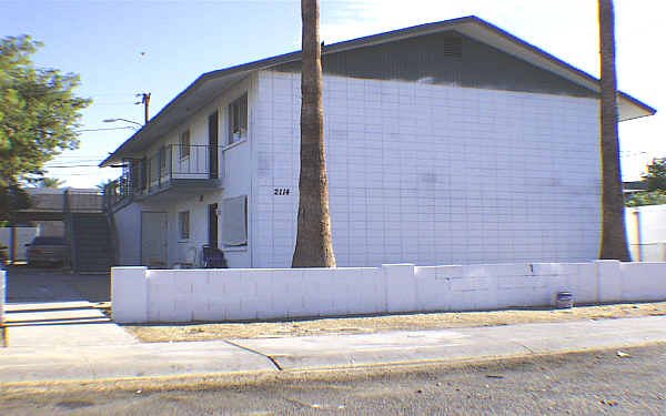 Amelia Apartments in Phoenix, AZ - Foto de edificio