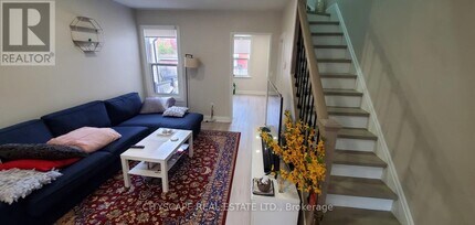 743 Cannon St E in Hamilton, ON - Building Photo - Building Photo