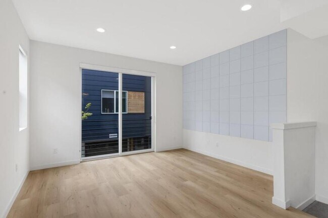 3013 NE 130th St in Seattle, WA - Building Photo - Building Photo