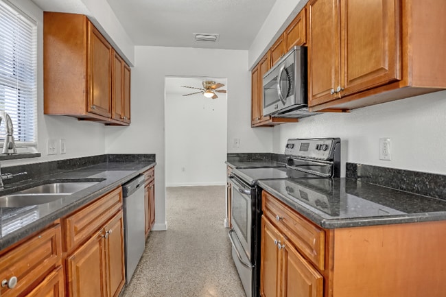 4430 Barnsdale Dr in Melbourne, FL - Building Photo - Building Photo