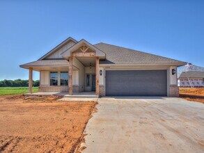 11704 SW 48th St in Mustang, OK - Building Photo - Building Photo