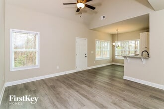 145 Cranbrooke Dr in Dallas, GA - Foto de edificio - Building Photo