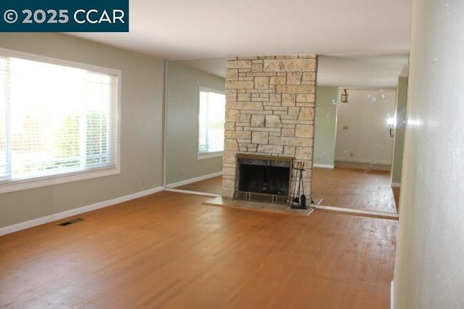 2710 Doidge Ave in Pinole, CA - Building Photo - Building Photo