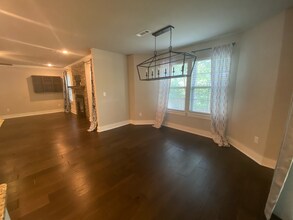 1 Elms Cir in Bella Vista, AR - Building Photo - Building Photo