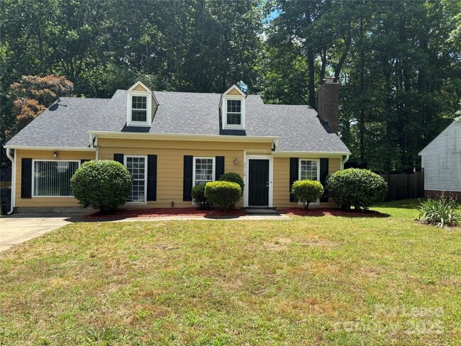 3710 Burntwood Ct in Charlotte, NC - Building Photo - Building Photo