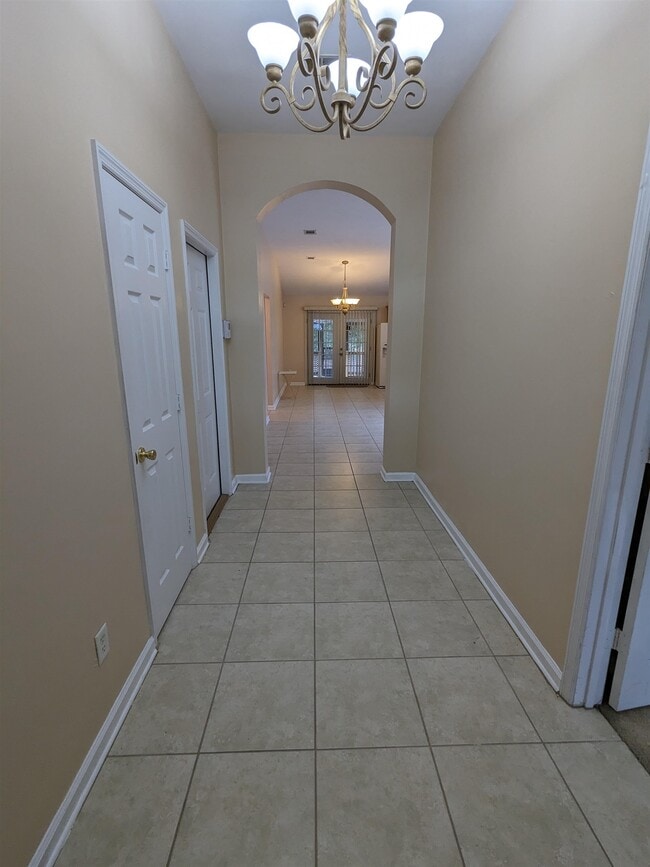 889 Balkin Ct in Tallahassee, FL - Building Photo - Building Photo