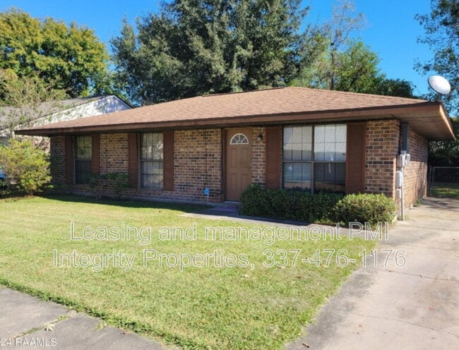 property at 207 Case Ln