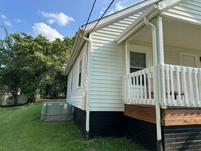 1411 Piedmont Way in Burlington, NC - Building Photo - Building Photo