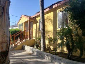 12818 Woodcock Ave in Los Angeles, CA - Building Photo - Building Photo