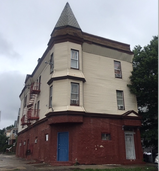 45-47 N 14th St in East Orange, NJ - Building Photo