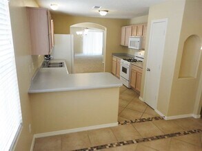 6928 Brindisi Pl NW in Albuquerque, NM - Foto de edificio - Building Photo