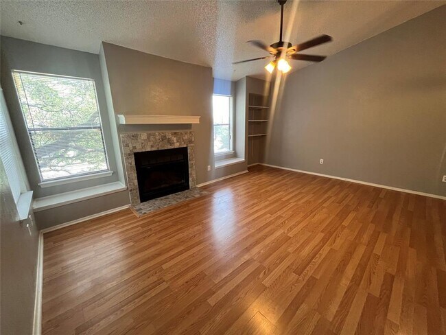 5309 Indio Dr in Austin, TX - Foto de edificio - Building Photo