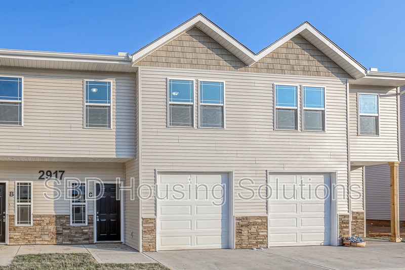 2905 S Harvard Ave in Independence, MO - Building Photo