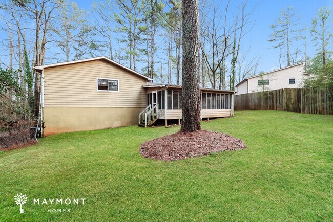 4869 Timber Ridge Dr in Douglasville, GA - Building Photo - Building Photo