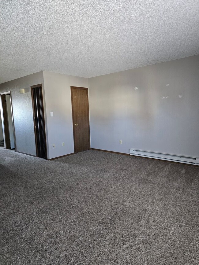 2411 S McKinley St in Casper, WY - Building Photo - Building Photo