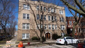 1456 Highland Ave in Chicago, IL - Building Photo