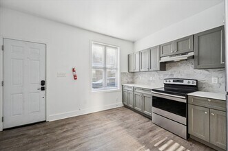 6143 Glenmore Ave in Philadelphia, PA - Building Photo - Building Photo