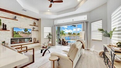 8163 Alberti Dr in Greenacres, FL - Building Photo - Building Photo