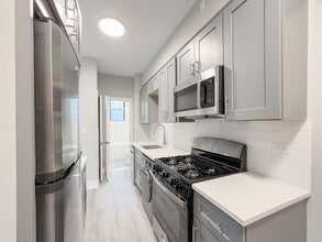 373 Hazel Ave, Unit A3 in Glencoe, IL - Foto de edificio - Building Photo