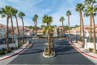 Desert Inn Estates in Las Vegas, NV - Building Photo - Building Photo