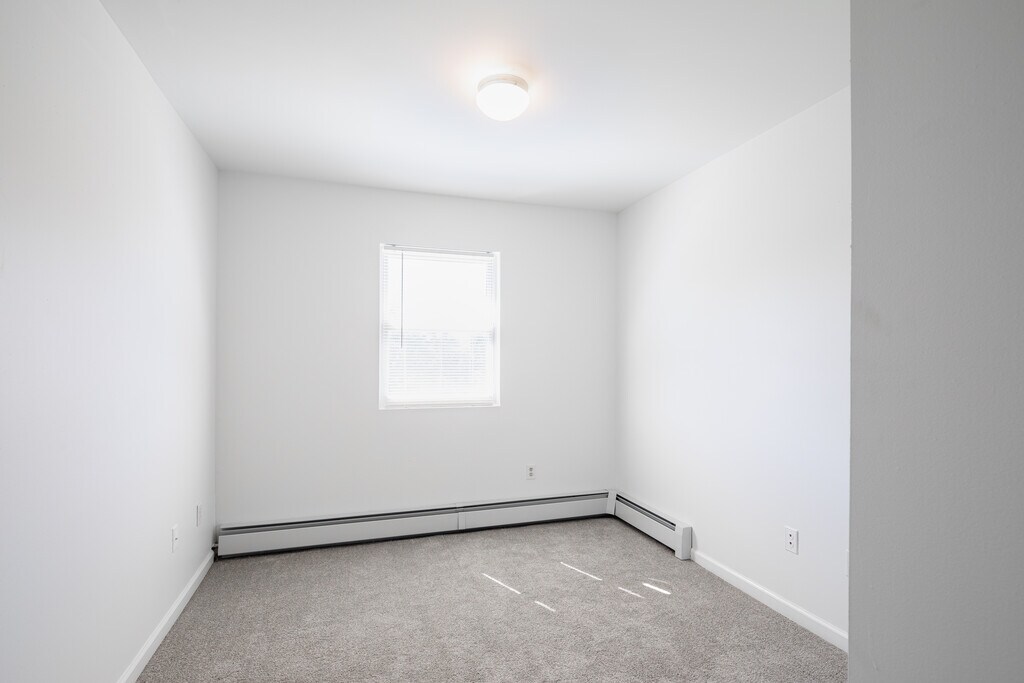 Cornwall Park Townhouses Apartments in Cornwall, NY