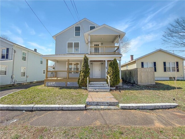 44 George St in East Haven, CT - Building Photo - Building Photo