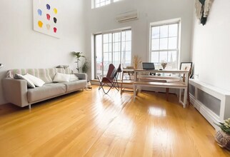 150 Java St in Brooklyn, NY - Building Photo - Building Photo