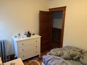258 Boston Ave, Unit 3 in Medford, MA - Building Photo - Building Photo