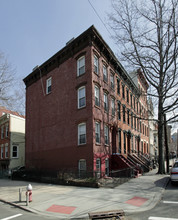 712 Jersey Ave in Jersey City, NJ - Building Photo - Building Photo