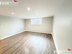 8 Bryon Rd, Unit 1 in Boston College, MA - Building Photo - Building Photo