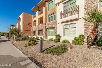 4909 N Woodmere Fairway in Scottsdale, AZ - Building Photo - Building Photo