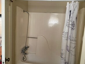 114 Helen Cir in Starkville, MS - Building Photo - Building Photo