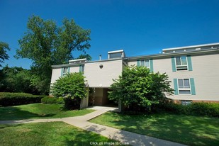 Woodgrove Point Apartments