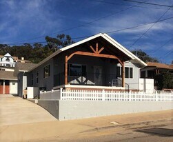 1217 Poli St in Ventura, CA - Building Photo