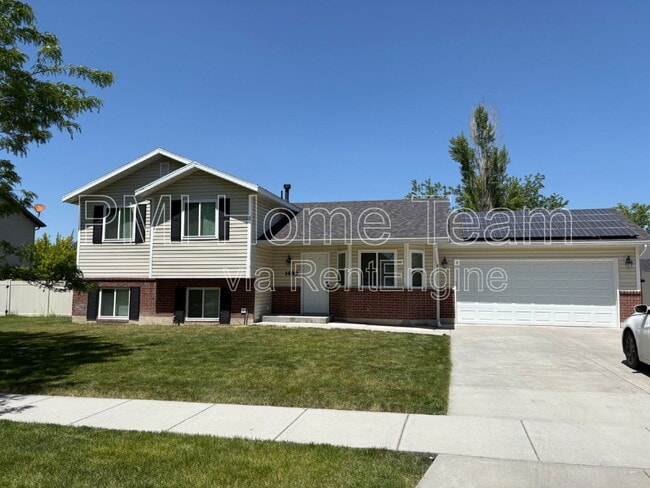 property at 1489 W 690 S
