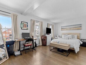 649 E 2nd St in Boston, MA - Building Photo - Building Photo